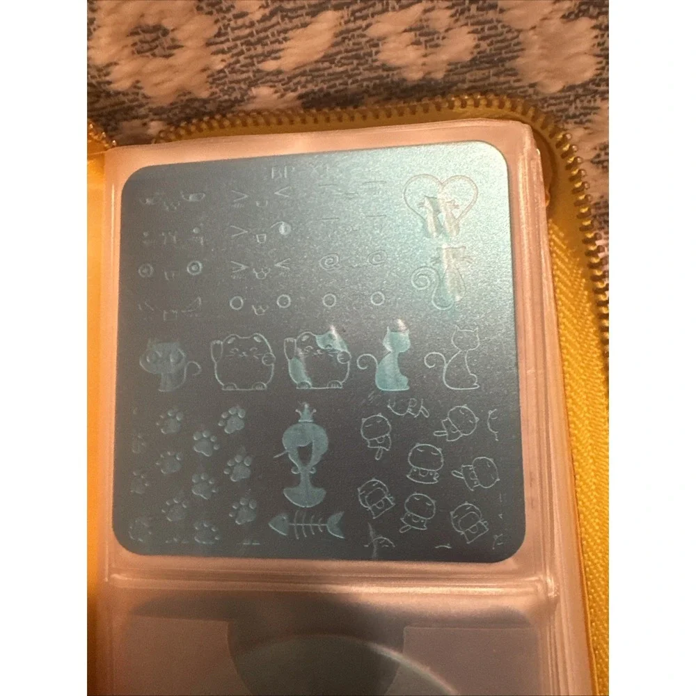 Born Pretty Lot Of Nail Stamping Plates With Case
